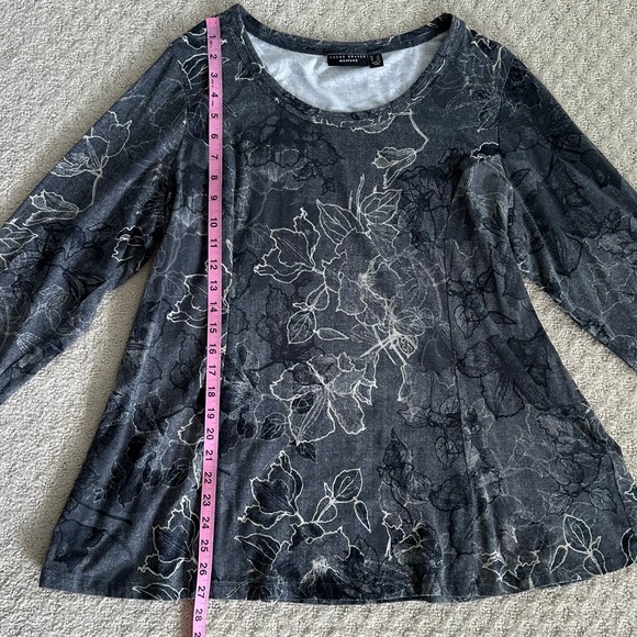 Bundle of 2 Tunic Tops Karen Kane/Susan Graver Size 1X Floral Fall Casual Travel - Picture 15 of 16